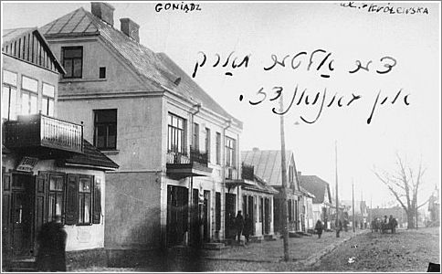 Krolewska Street in Goniadz, market place in Bialystok